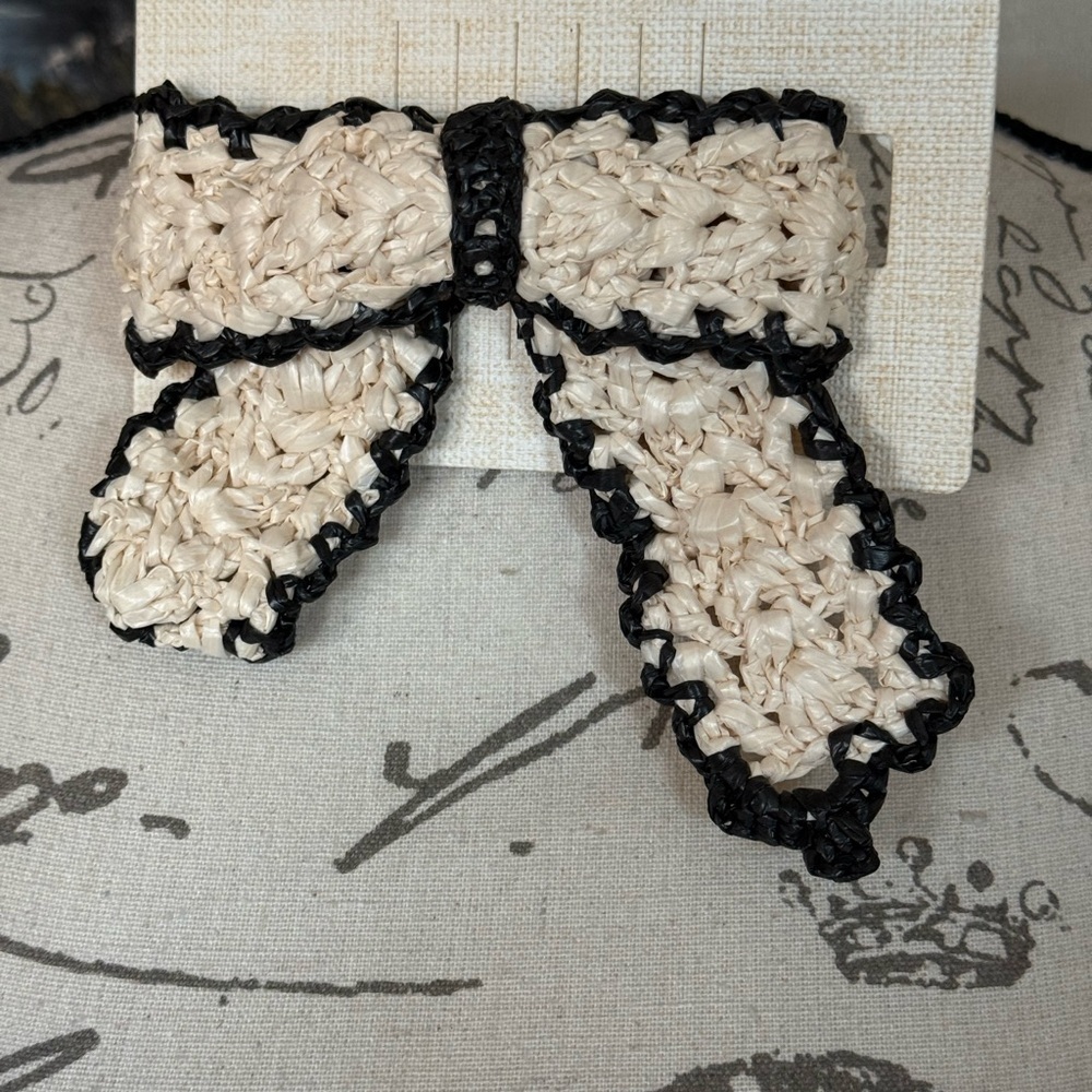 Handwoven Cream and Black Bow Hair Clip